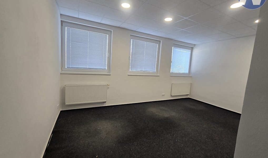 Pronájem kanceláře 120 m², Prachatice – náhled fotky 11