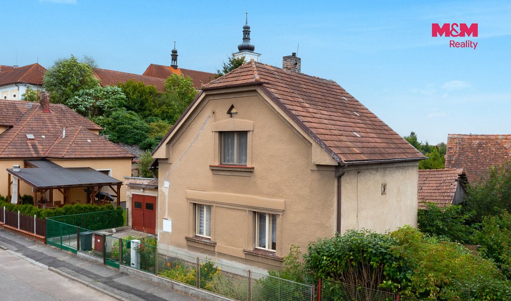 Prodej domu 140 m² s pozemkem 163 m², Hrochův Týnec – náhled fotky 2