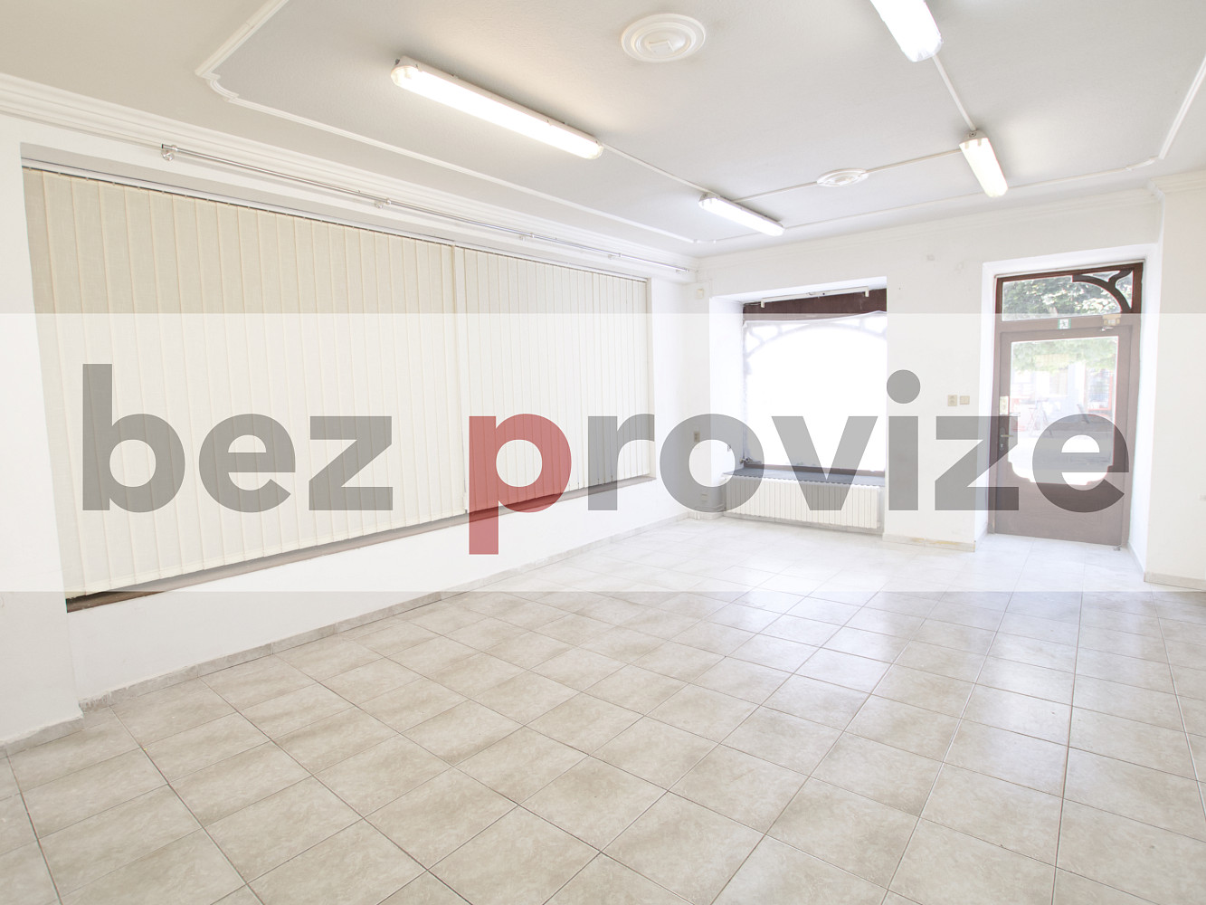 Pronájem obchodních prostor 114 m²