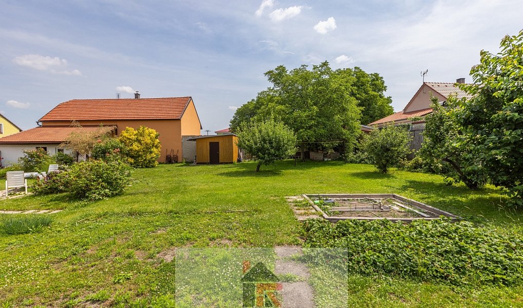 Prodej domu 130 m² s pozemkem 812 m², Kounice – náhled fotky 39