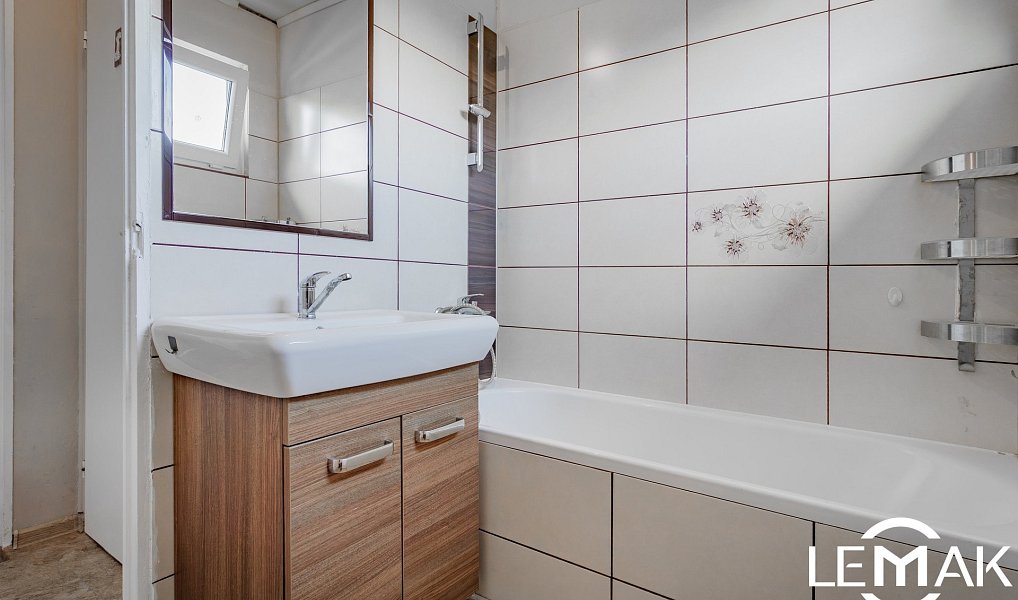 Prodej domu 134 m² s pozemkem 357 m², Zlaté Hory – náhled fotky 24