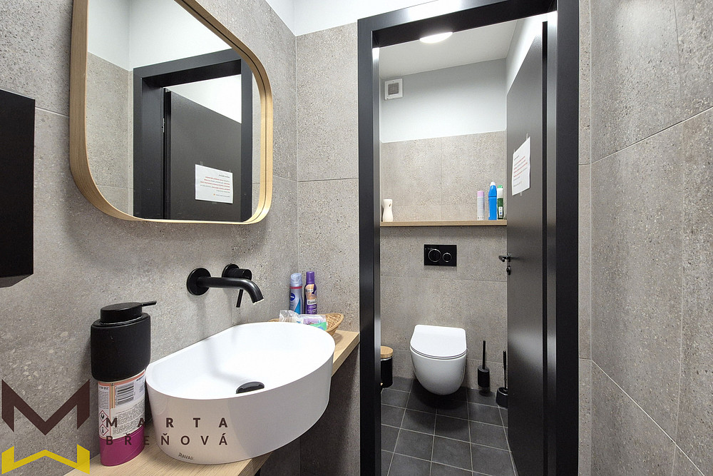 Pronájem kanceláře 277 m² – fotografie 5