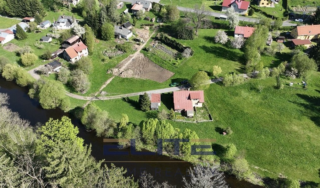 Prodej domu 178 m² s pozemkem 1 433 m², Háje nad Jizerou – náhled fotky 20
