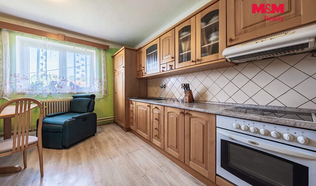 Prodej domu 235 m² s pozemkem 3 066 m², Přeštěnice – náhled fotky 4