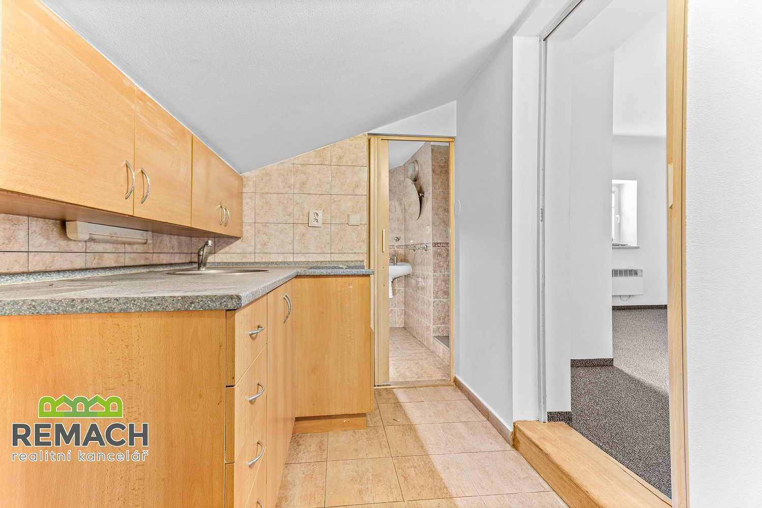 Pronájem bytu 1+kk 30 m²