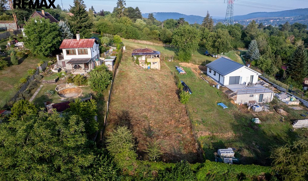 Prodej stavebního pozemku 694 m², Zadní Třebaň – náhled fotky 4
