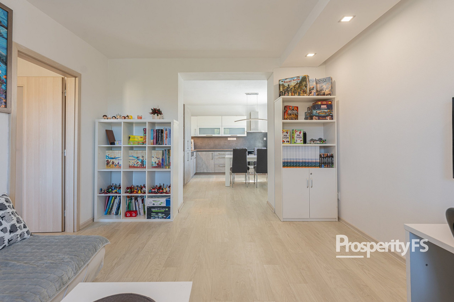 Prodej bytu 2+1 54 m² — photo 2