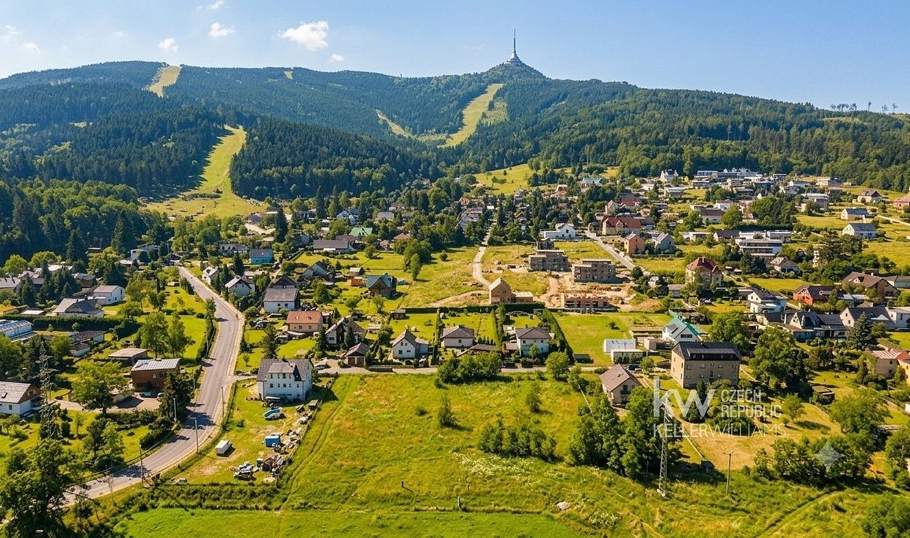 Prodej stavebního pozemku 1 528 m² – fotografie 2