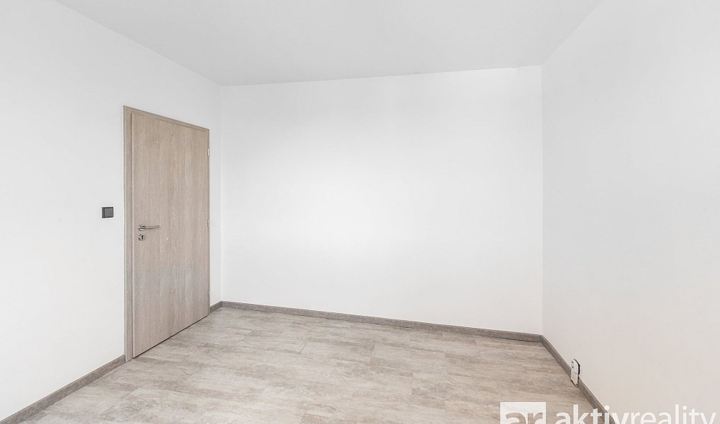 Pronájem bytu 2+1 57 m², Roudnice nad Labem – náhled fotky 8