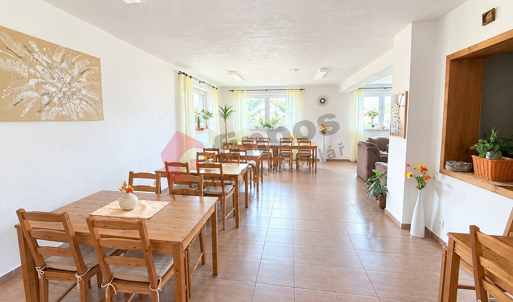 Pronájem bytu 1+kk 27 m², Mrač – náhled fotky 9