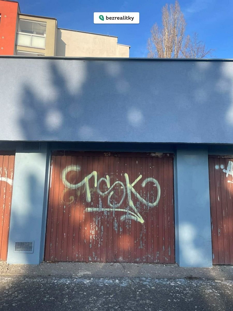 Prodej garáže 16 m2