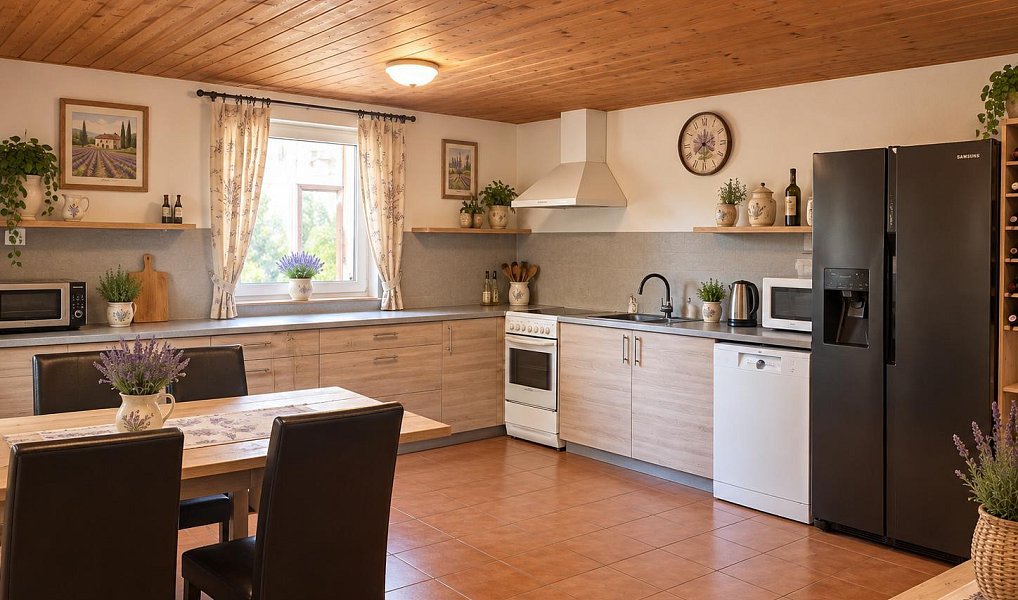 Prodej domu 101 m² s pozemkem 239 m², Třeboň – náhled fotky 2