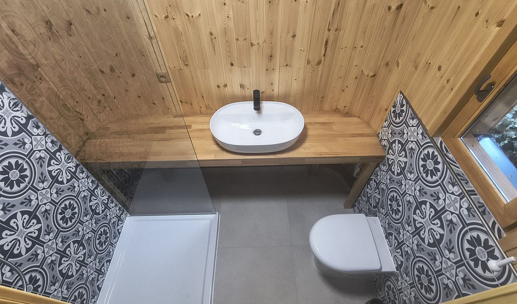 Prodej chaty/chalupy 90 m² s pozemkem 2 191 m², Hvozdnice – náhled fotky 3