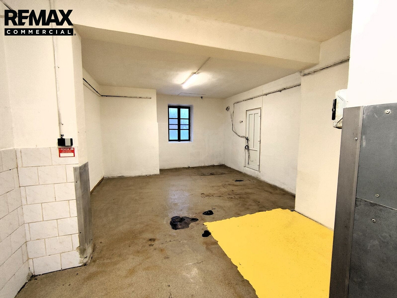 Pronájem výrobních prostor 159 m² – fotografie 3