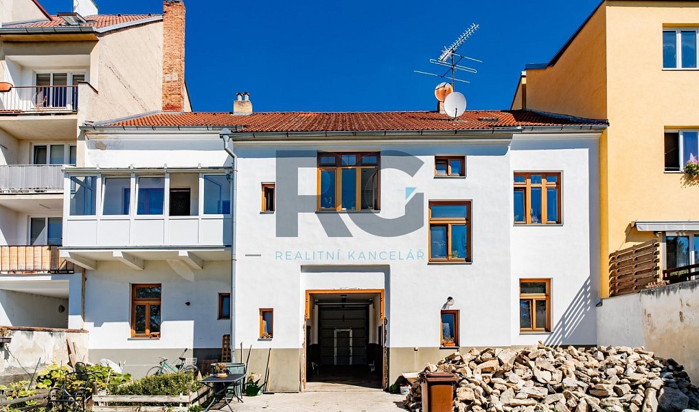 Prodej domu 568 m² s pozemkem 903 m², Písek – náhled fotky 7