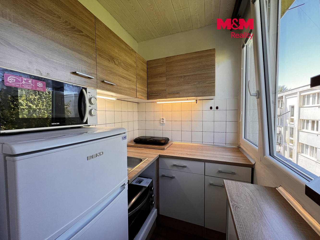 Pronájem bytu 1+kk 28 m²