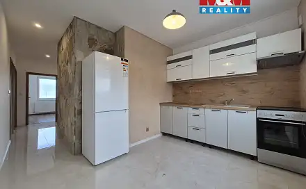Prodej bytu 3+1 68 m², Mládežnická, Jirkov, okres Chomutov