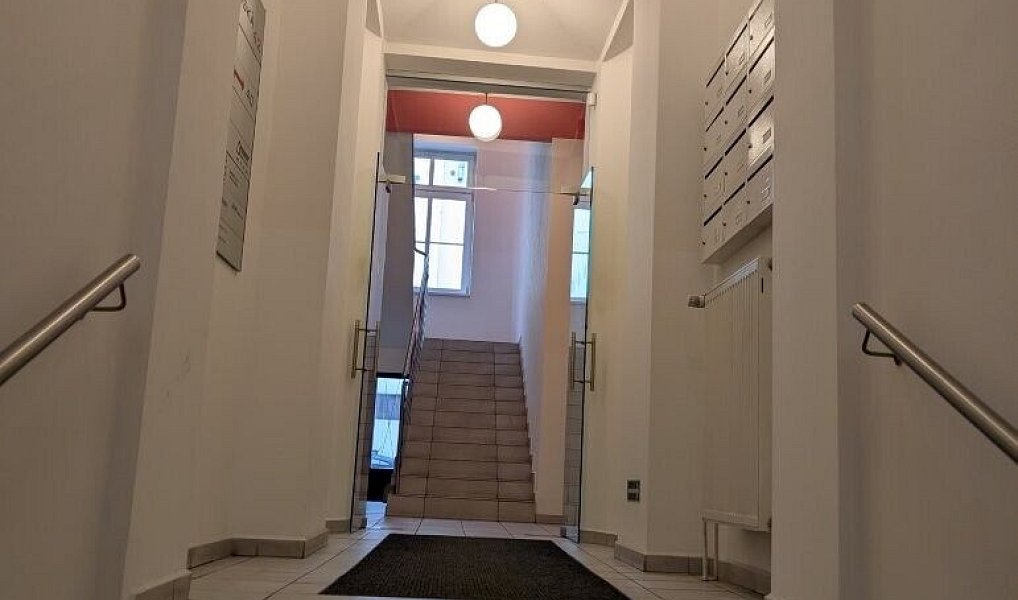 Pronájem kanceláře 103 m², Praha – náhled fotky 7