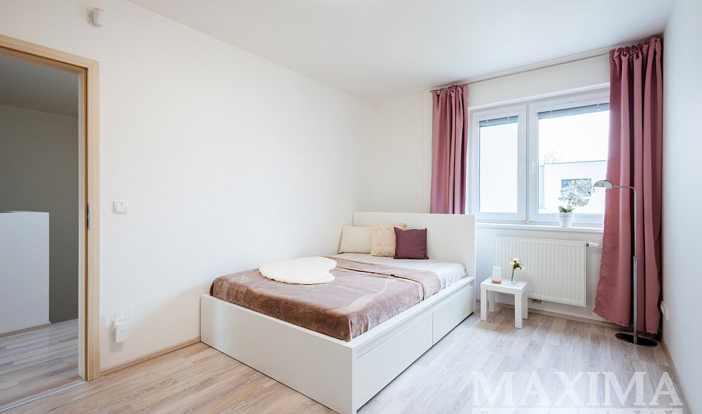 Prodej domu 124 m² s pozemkem 370 m², Roztoky – náhled fotky 14