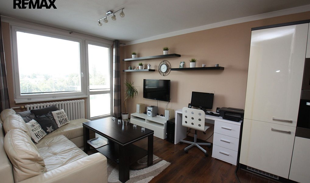 Prodej bytu 2+kk 42 m², Kolín – náhled fotky 2