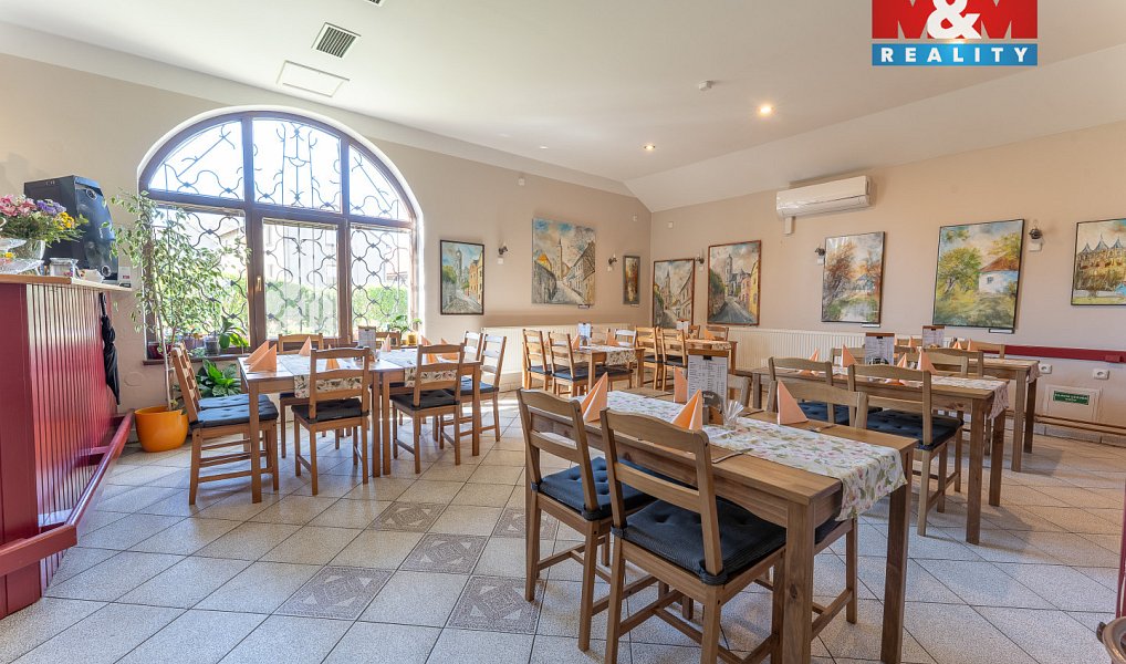 Prodej domu 390 m² s pozemkem 1 050 m², Suchdol – náhled fotky 24