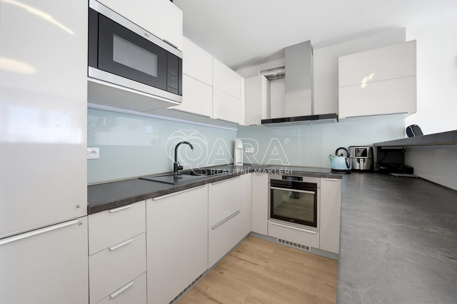 Prodej bytu 2+kk 53 m² – fotografie 2