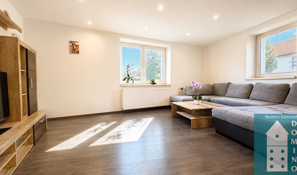 Prodej domu 241 m² s pozemkem 341 m², Halenkovice – náhled fotky 15