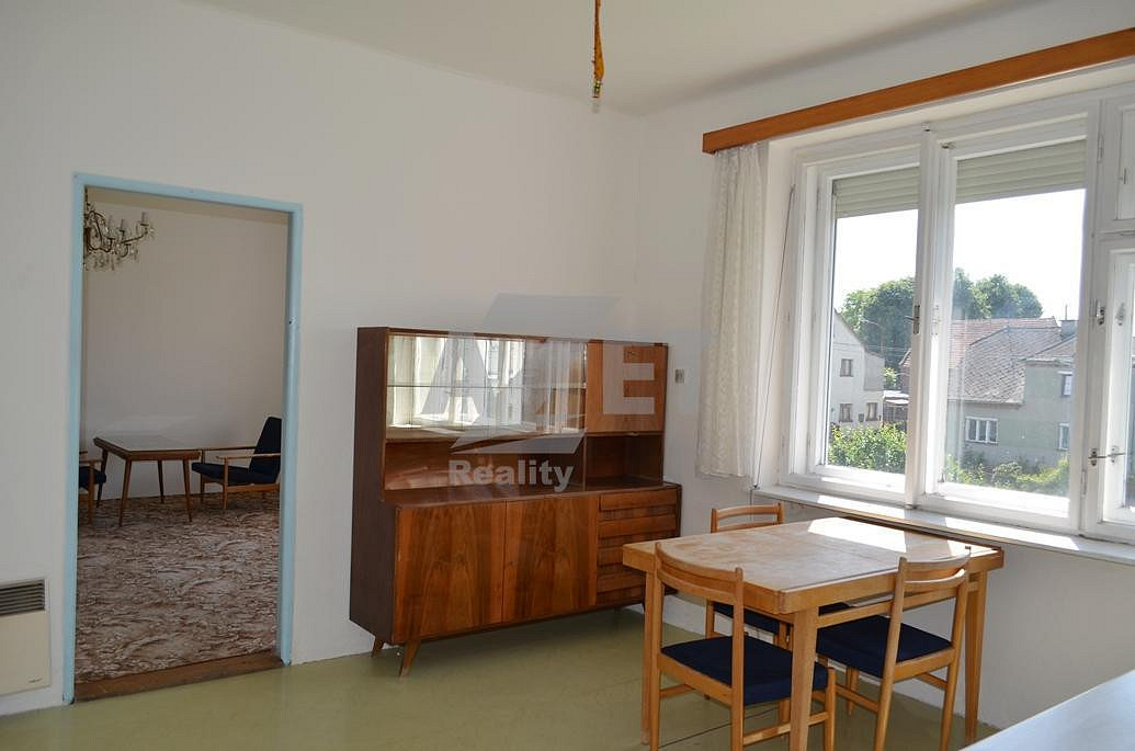 Prodej domu 240 m² s pozemkem 781 m² – pohled 4