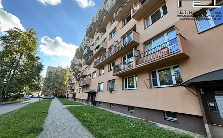 Pronájem bytu 1+1 42 m²