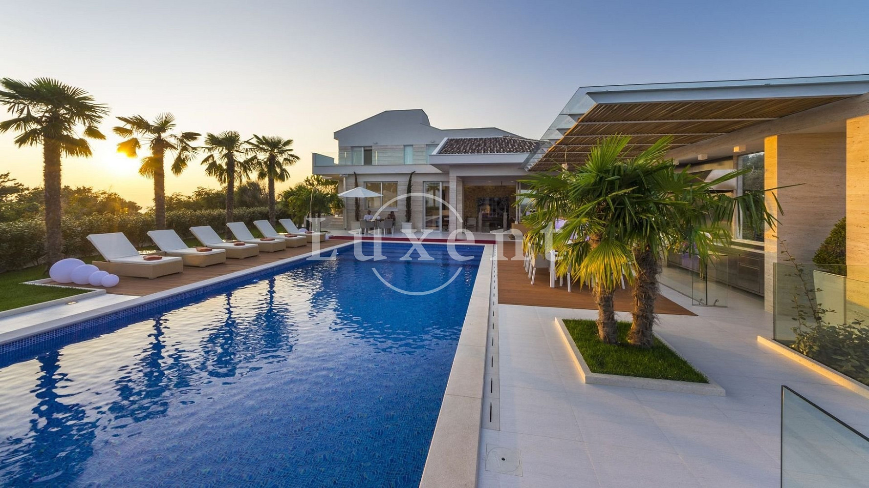 Prodej domu 250 m² s pozemkem 962 m²