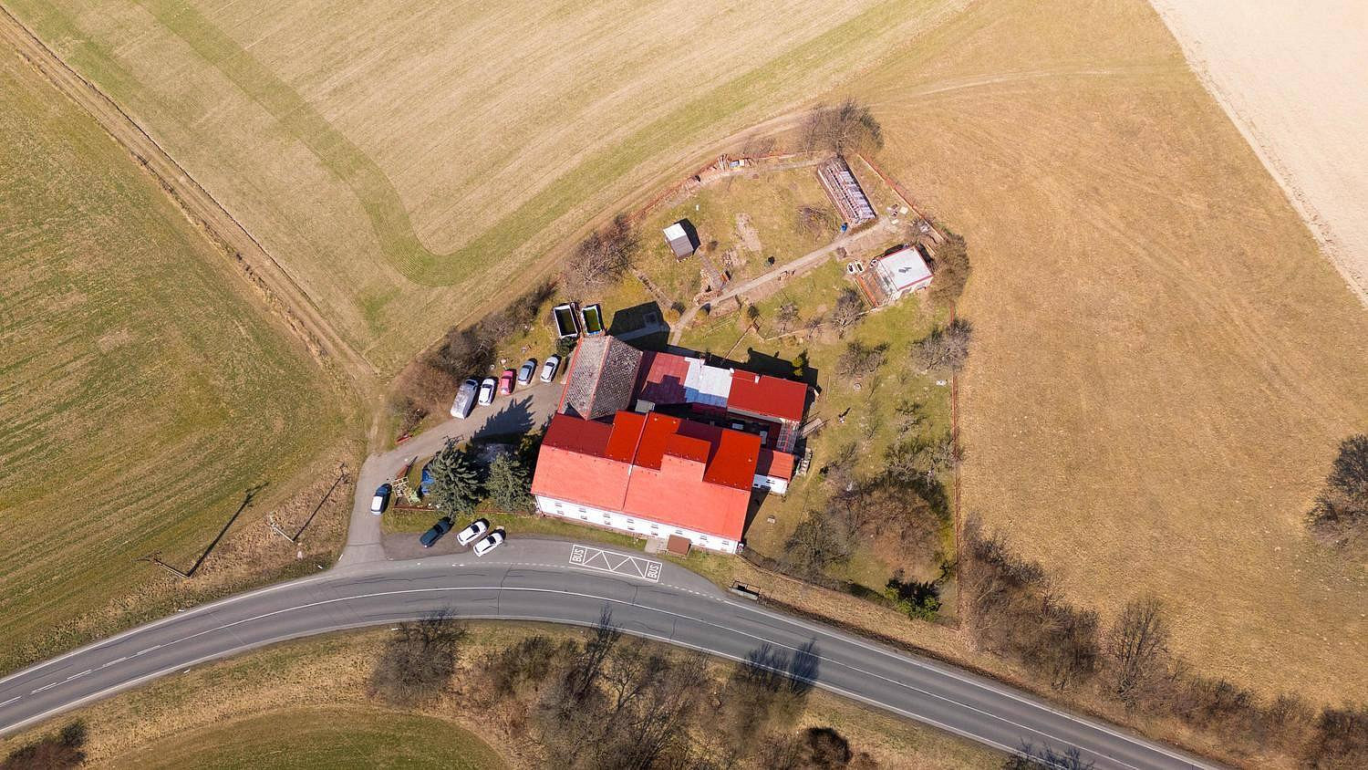 Prodej ubytovacího objektu 930 m² – fotografie 2