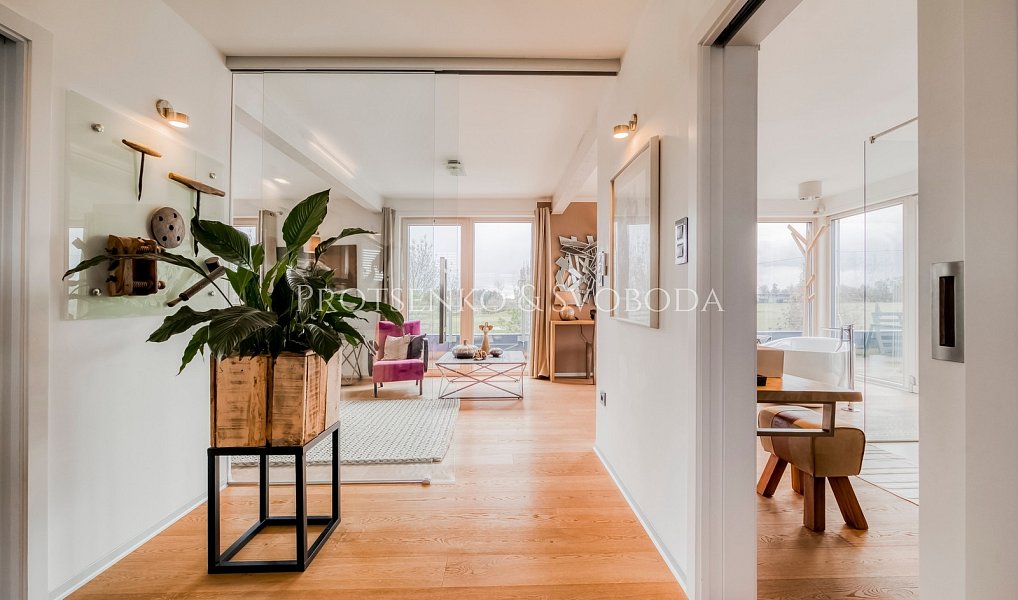 Prodej domu 206 m² s pozemkem 1 297 m², Vysoký Újezd – náhled fotky 28