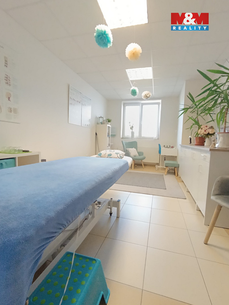 Pronájem obchodních prostor 26 m² – fotografie 2