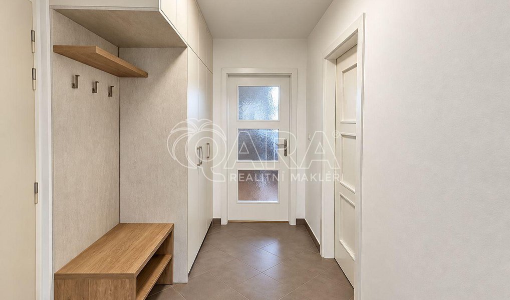 Pronájem bytu 2+kk 64 m², Praha – náhled fotky 11