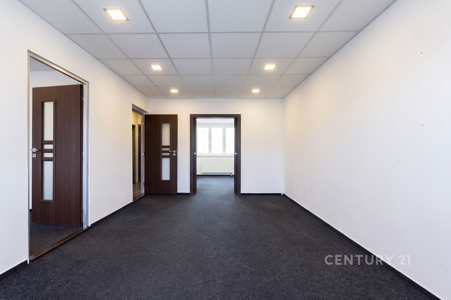 Prodej kanceláře 68 m² – fotografie 4