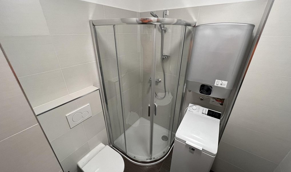 Pronájem bytu 1+1 36 m², Praha – náhled fotky 13