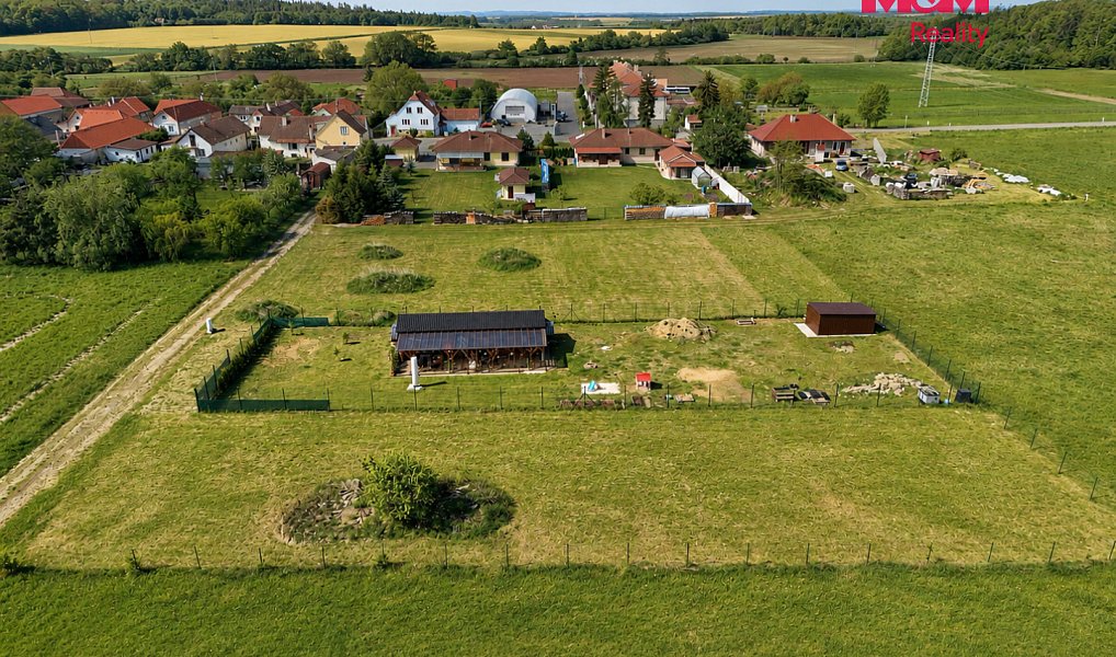 Prodej zahrady 1 113 m², Šumná – náhled fotky 2