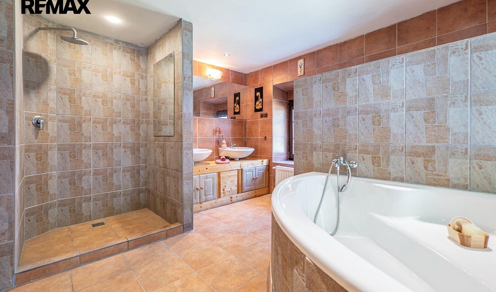 Prodej domu 192 m² s pozemkem 1 769 m², Střížovice – náhled fotky 3