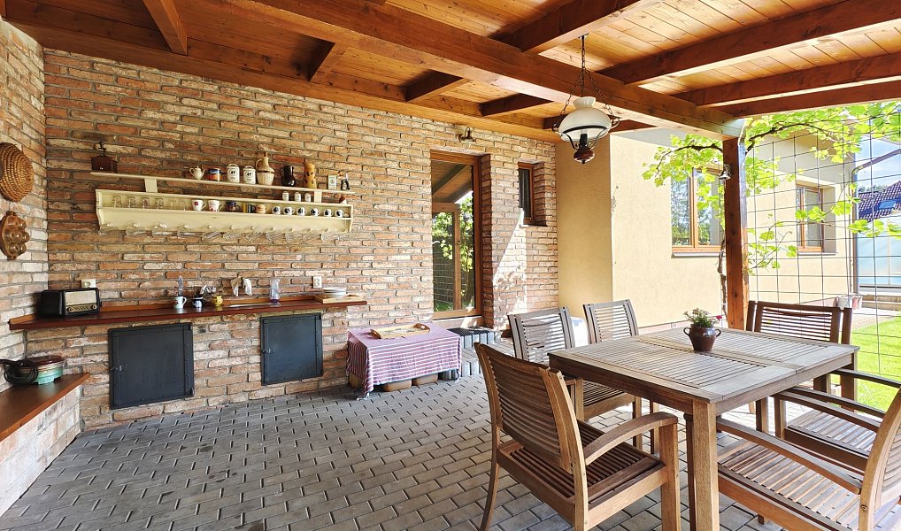 Prodej domu 224 m² s pozemkem 816 m², Nový Vestec – náhled fotky 20