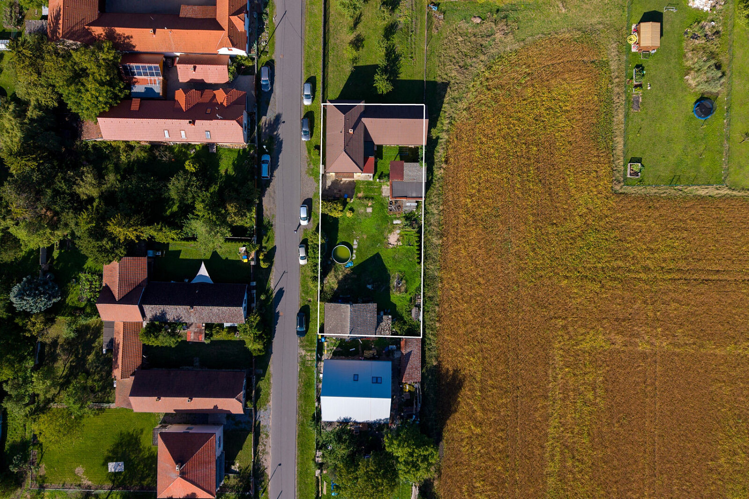 Prodej domu 180 m² s pozemkem 898 m² – fotografie 2