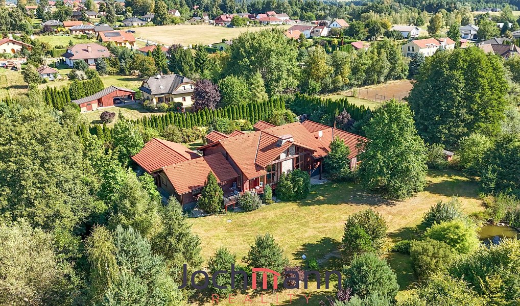 Prodej domu 800 m² s pozemkem 3 947 m², Trhové Sviny – náhled fotky 6