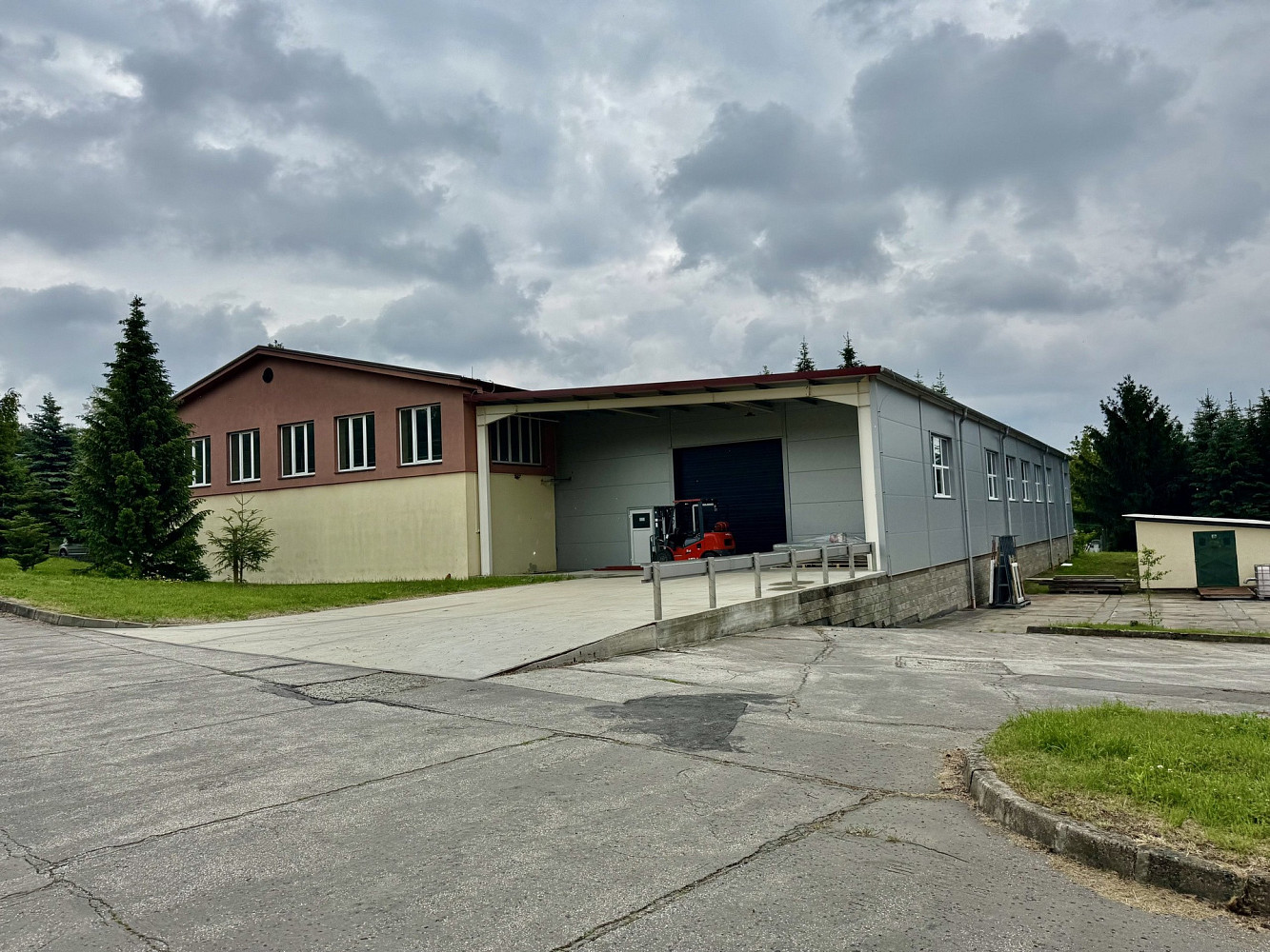 Pronájem skladovacích prostor 4 027 m² – fotografie 3