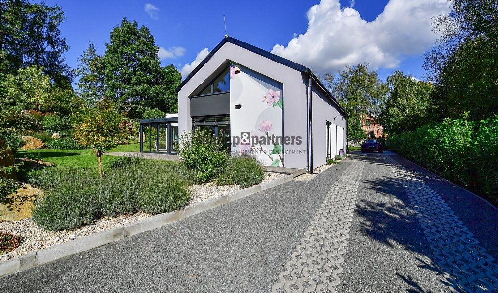 Prodej domu 145 m² s pozemkem 1 205 m², Kamenice – náhled fotky 33