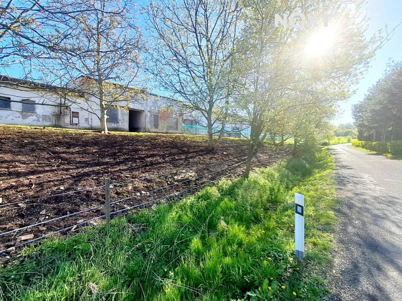 Prodej pozemku 1 466 m²