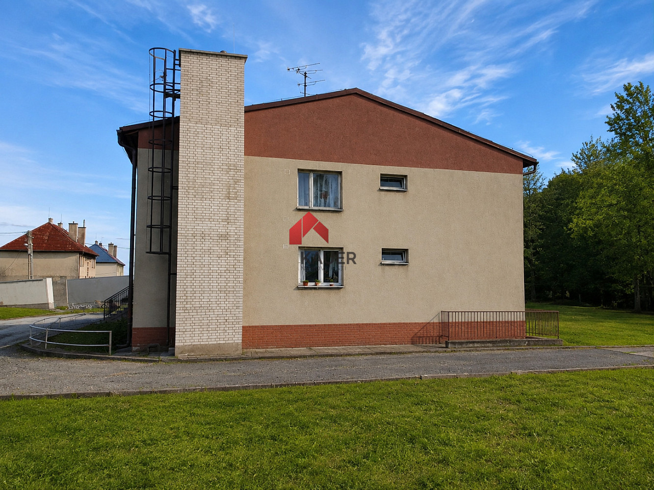 Prodej nájemního domu, činžáku 1 237 m² – fotografie 4