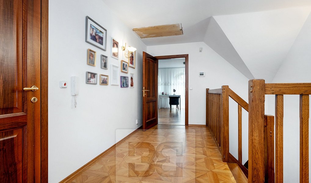 Prodej domu 170 m² s pozemkem 1 332 m², Kunice – náhled fotky 23