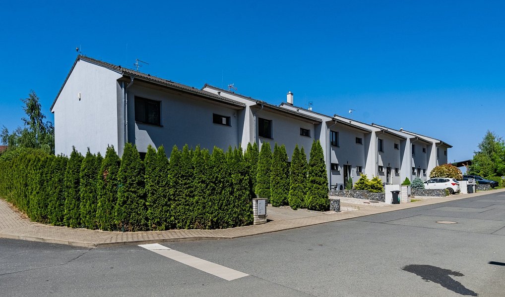 Prodej domu 109 m² s pozemkem 388 m², Popovičky – náhled fotky 37