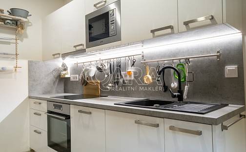 Prodej bytu 2+1 66 m², Cerhenice - Cerhýnky, okres Kolín