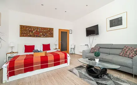 Pronájem bytu 1+1 30 m², Biskupský dvůr, Praha 1 - Nové Město