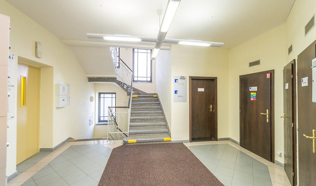 Pronájem kanceláře 46 m², Praha – náhled fotky 9